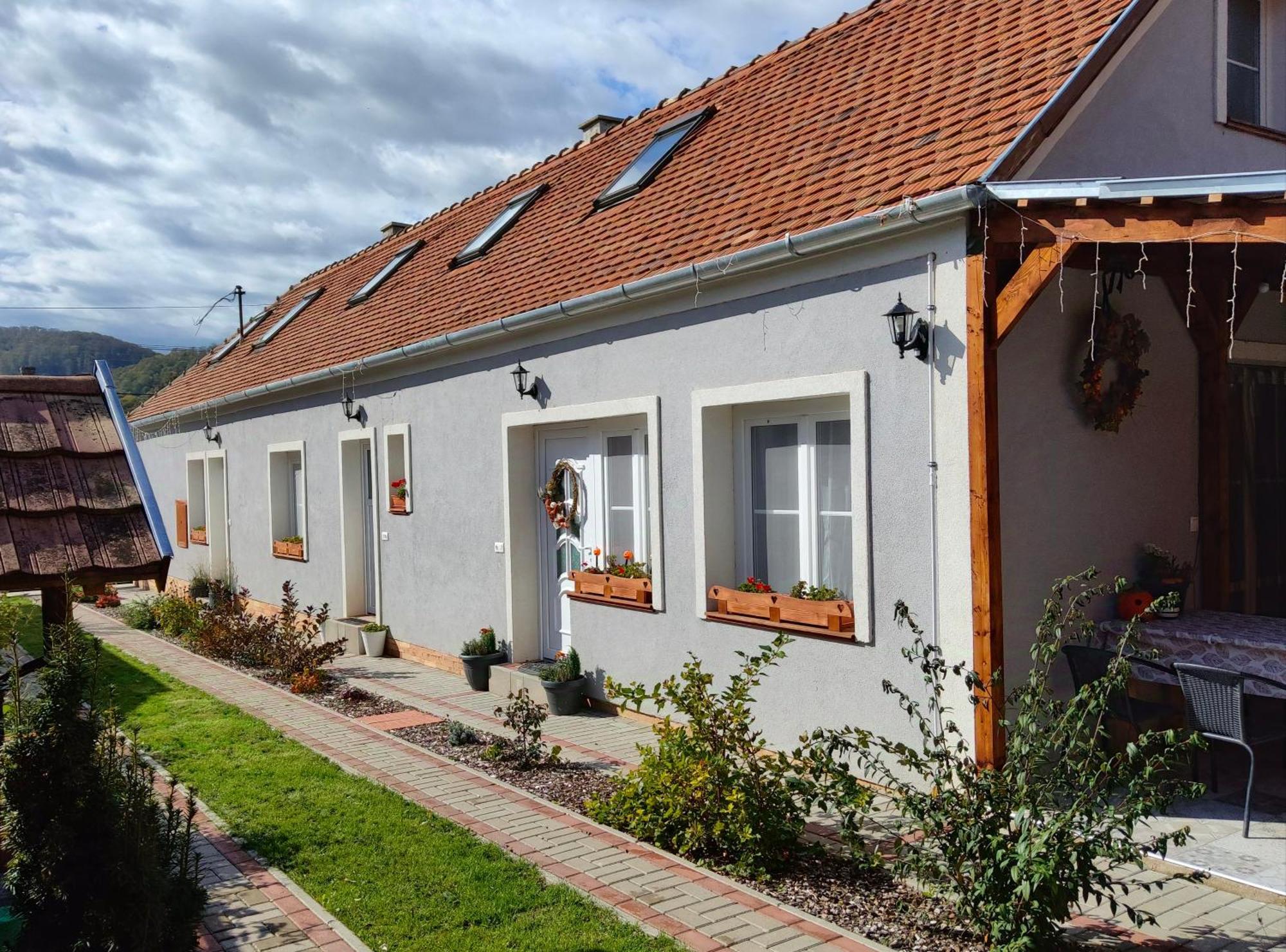 Borostyankut Wellness Home Bakonybel Exterior photo